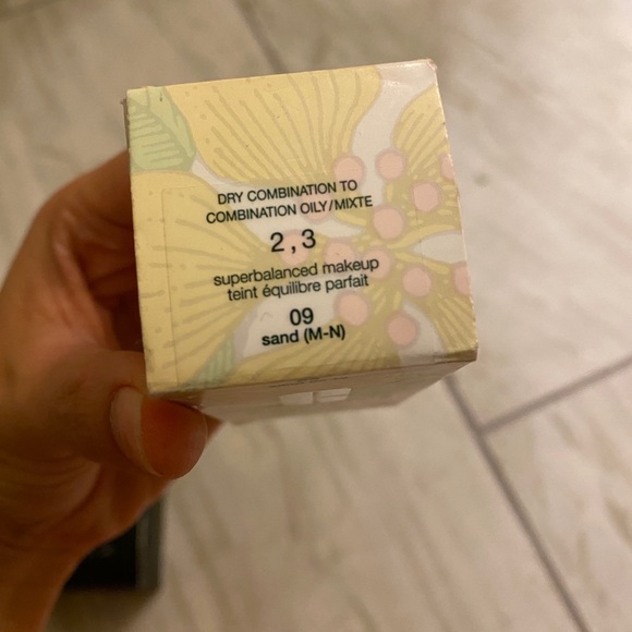 Clinique foundation - Picture 3 of 3